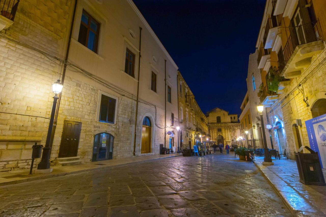 Antica Dimora Luxury Rooms Barletta Exterior foto
